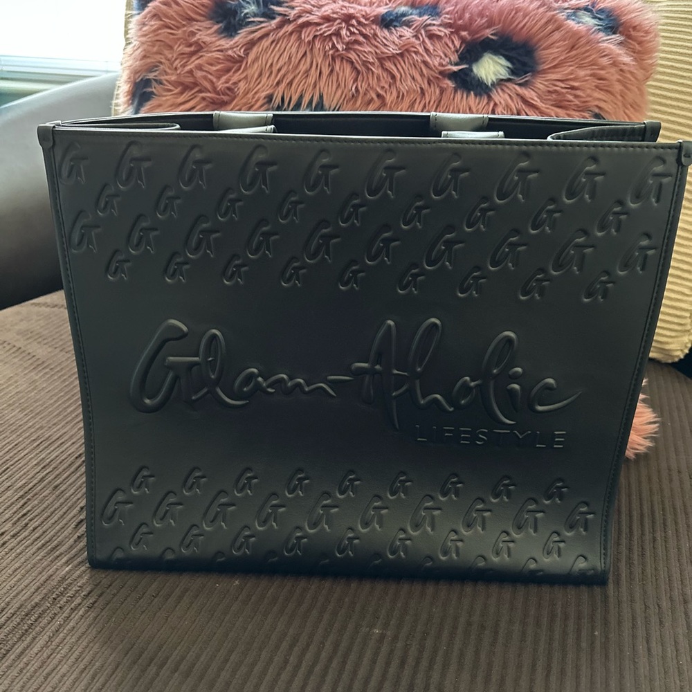 Glam-aholic MONOGRAM LUXE TOTE